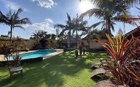 Ahadi Lodge